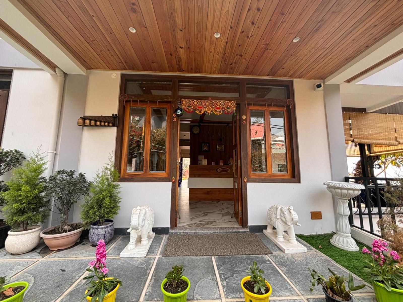 Blue Orchid Premium Hotell Kalimpong Eksteriør bilde